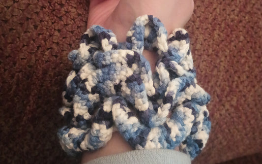 Scrap-yarn Scrunchie Sets